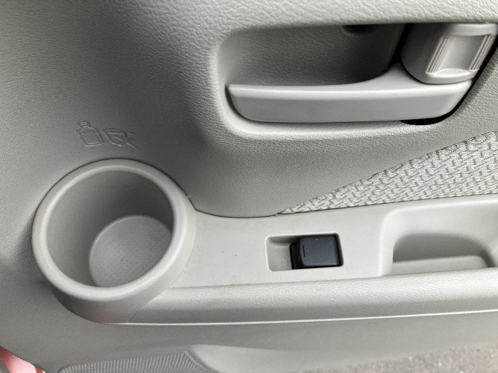 ニッサン　デイズ　X（9インチナビ）13枚目