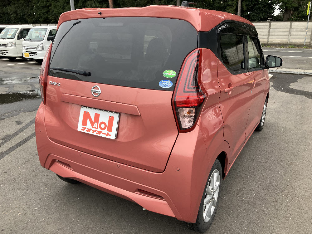 ニッサン　デイズ　X（9インチナビ）6枚目