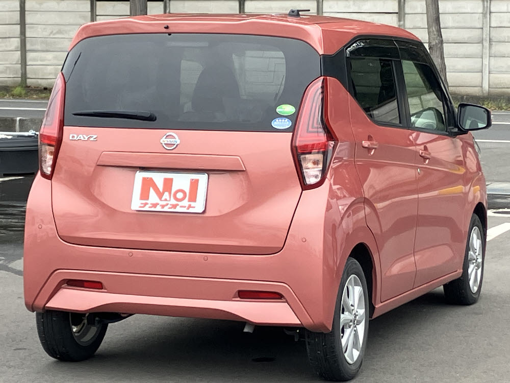 ニッサン　デイズ　X（9インチナビ）7枚目