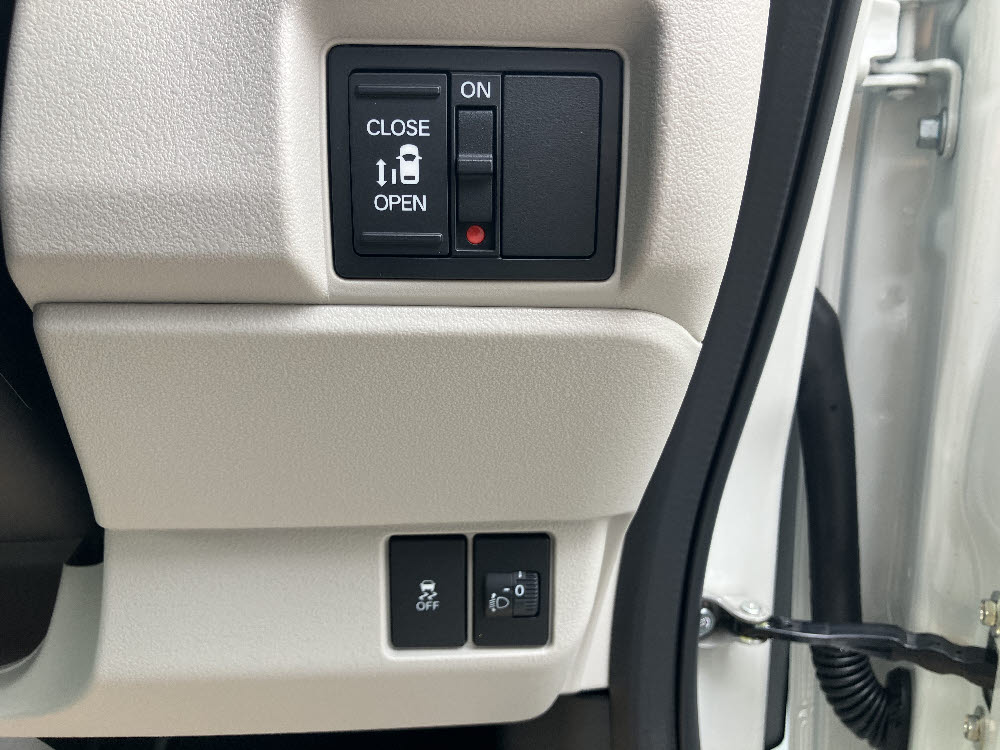 ホンダ　Ｎ ＢＯＸ　標準19枚目