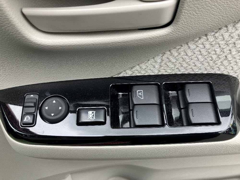 ミツビシ　ｅＫワゴン　M13枚目