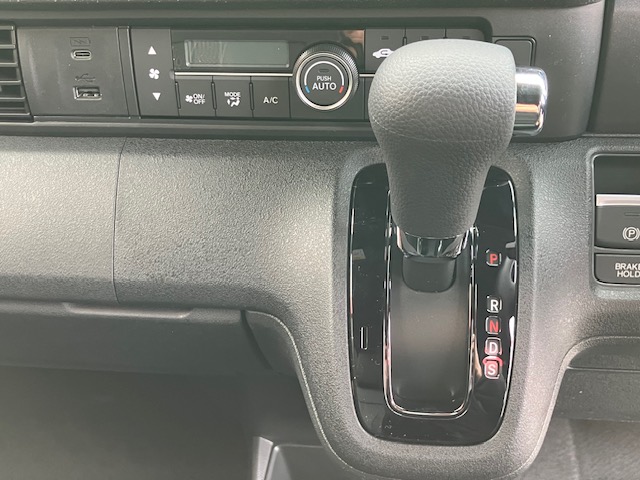 ホンダ　N BOXカスタム コーディネートスタイル 8ナビ12枚目