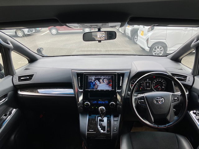 トヨタ　アルファード　2.5S Aパッケージ タイプブラック9枚目