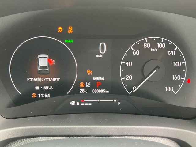 ホンダ　ヴェゼル　e:HEV Z　純正9インチナビ付12枚目