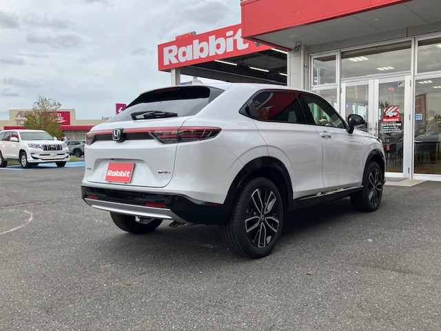 ホンダ　ヴェゼル　e:HEV Z　純正9インチナビ付6枚目