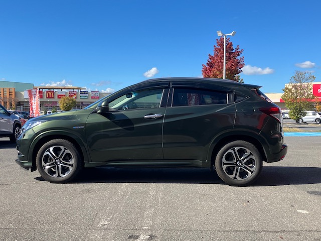 ホンダ　ヴェゼル　HYBRID Z7枚目