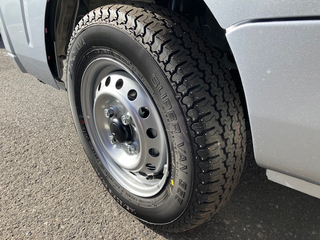 ダイハツ　ハイゼットトラック　スタンダードCVT18枚目