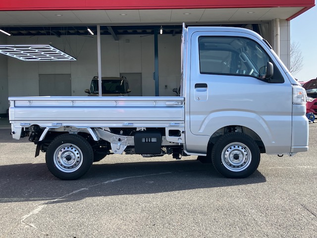 ダイハツ　ハイゼットトラック　スタンダードCVT3枚目
