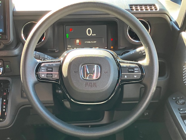 ホンダ　Ｎ ＢＯＸカスタム　8インチナビ(VXM-245ZFEi)11枚目