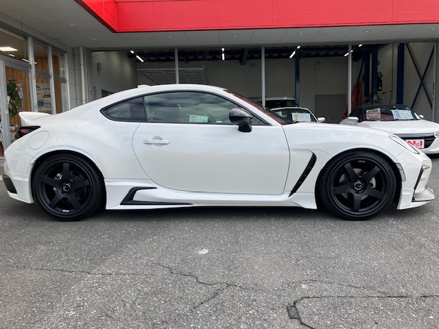 トヨタ　ＧＲ８６　RZ3枚目
