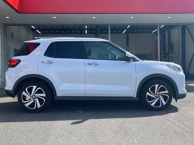 トヨタ　ライズ　Z3枚目