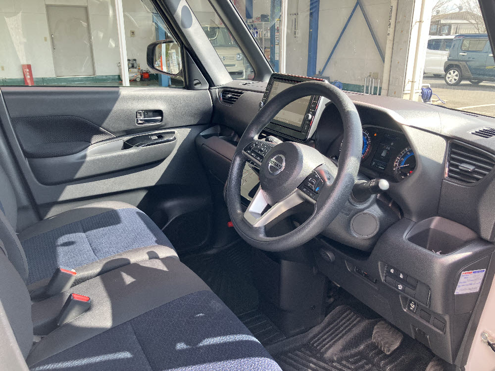 ニッサン　ルークス　ハイウェイスター X プロパイロットED 純正9イン15枚目