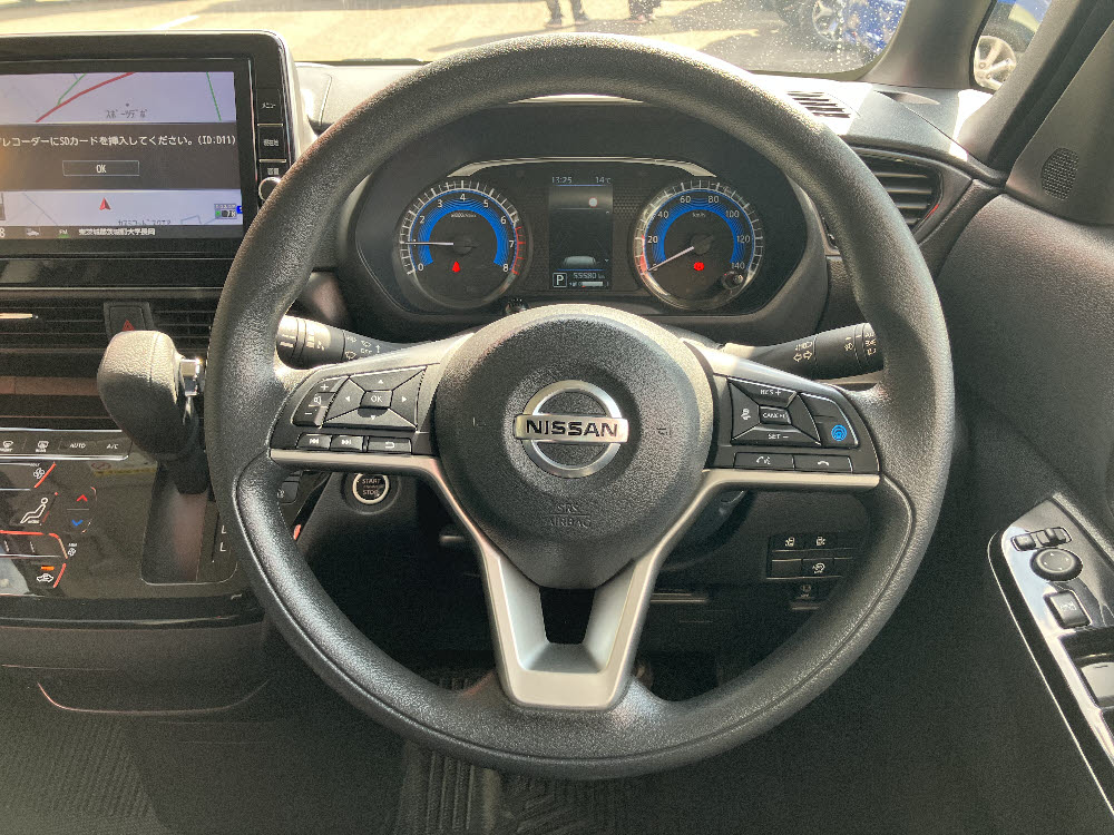 ニッサン　ルークス　ハイウェイスター X プロパイロットED 純正9イン16枚目