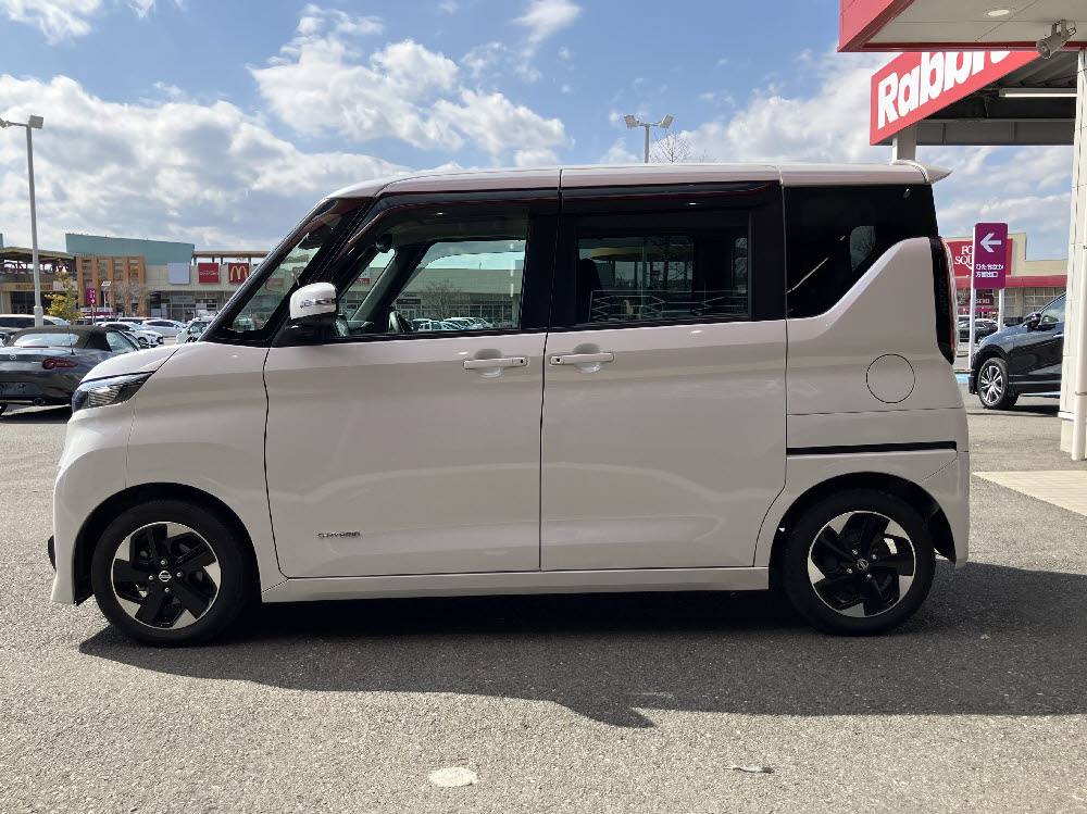 ニッサン　ルークス　ハイウェイスター X プロパイロットED 純正9イン7枚目