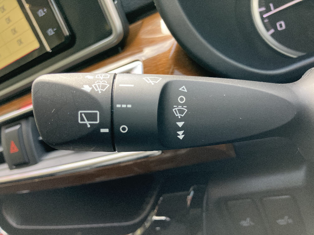 トヨタ　ピクシスジョイ F Gターボ SAⅢ プライムコレクション15枚目