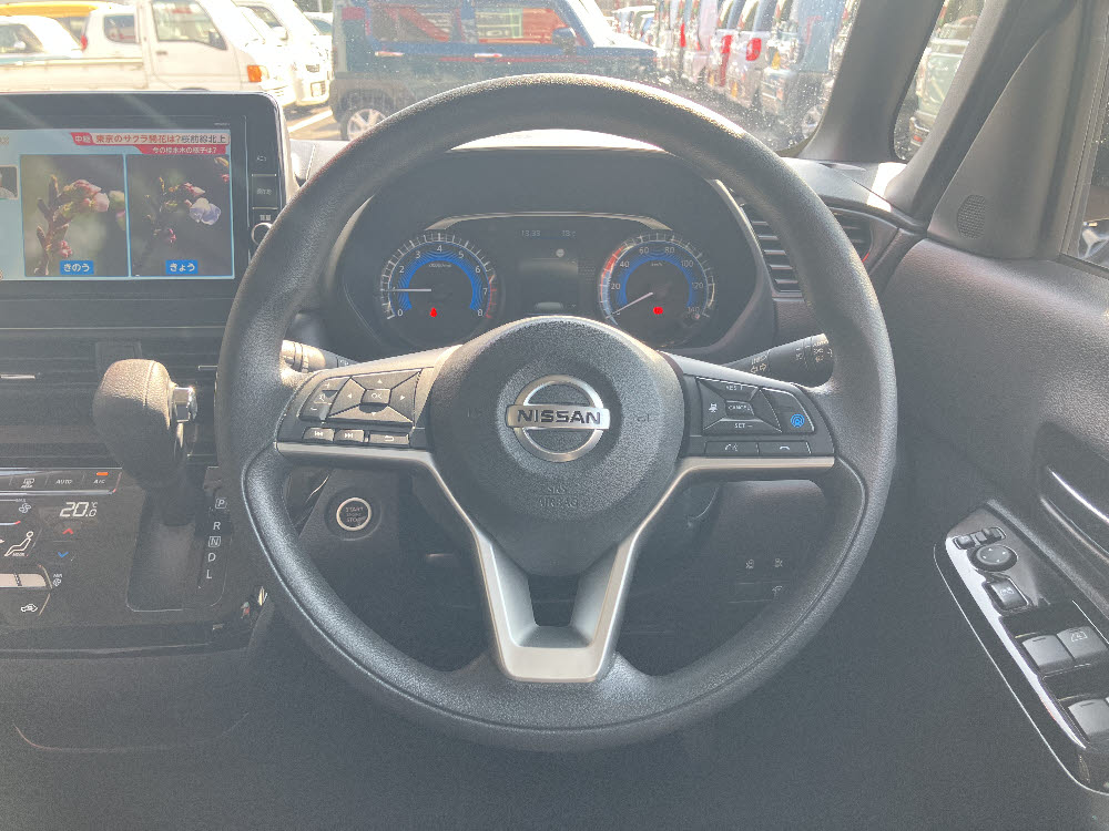 ニッサン　ルークス　ハイウェイスター X プロパイロットED17枚目