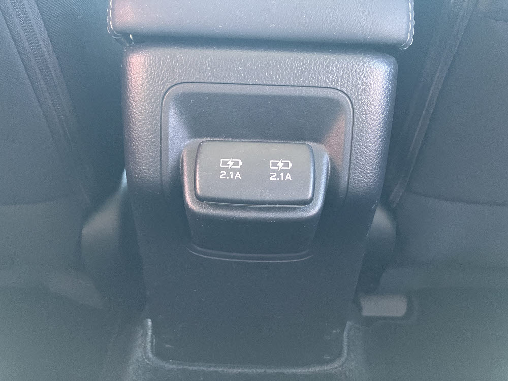 スバル　レヴォーグ　1.6GTアイサイト　V-スポーツ　4WD13枚目