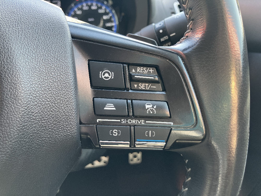 スバル　レヴォーグ　1.6GTアイサイト　V-スポーツ　4WD19枚目