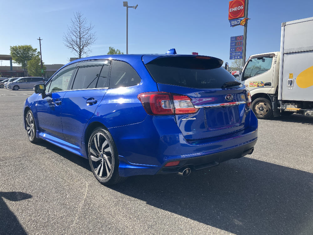 スバル　レヴォーグ　1.6GTアイサイト　V-スポーツ　4WD6枚目