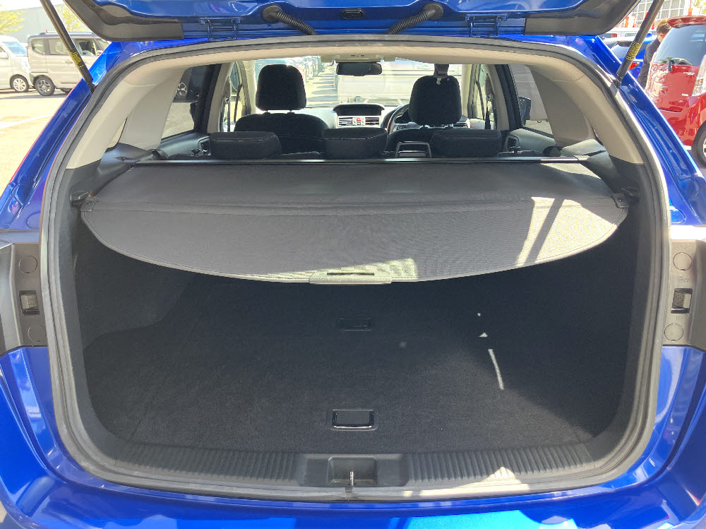 スバル　レヴォーグ　1.6GTアイサイト　V-スポーツ　4WD8枚目