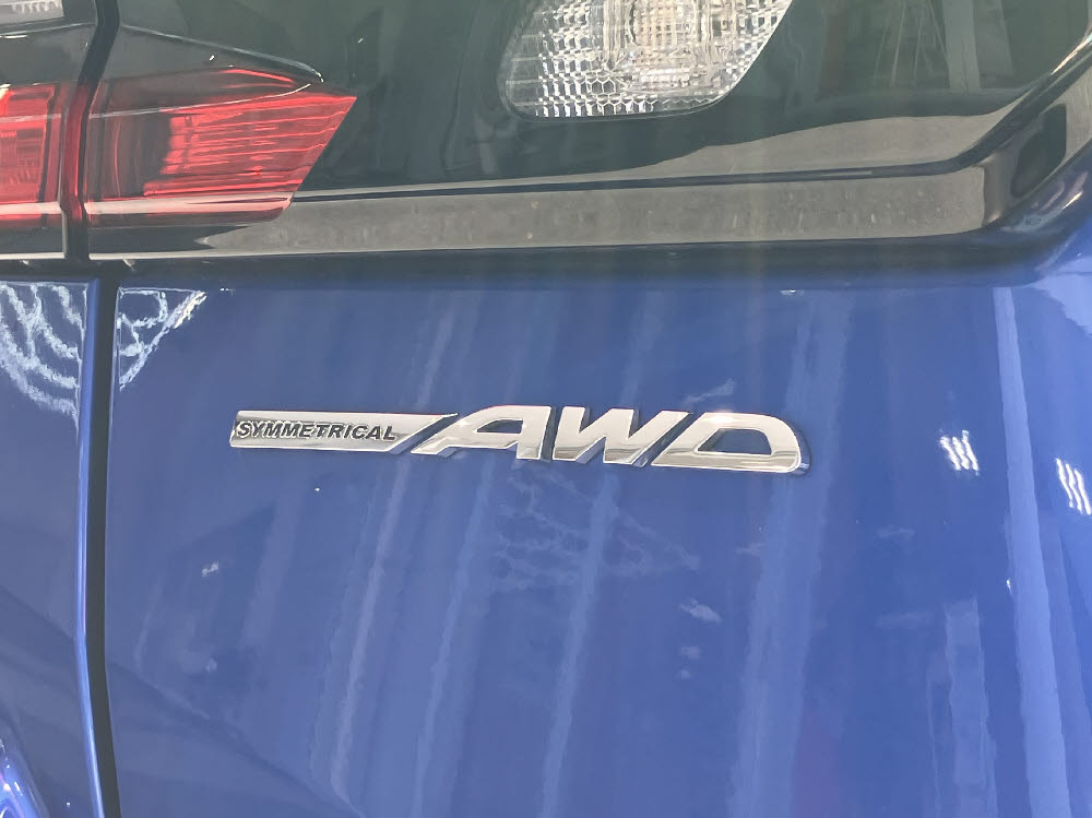 スバル　レヴォーグ　STIスポーツEX　4WD9枚目