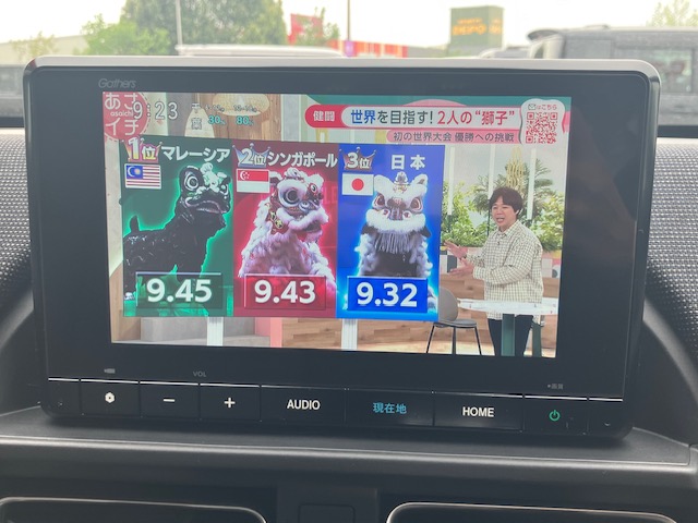 ホンダ　フリードe:HEV AIR EX　8インチナビ14枚目