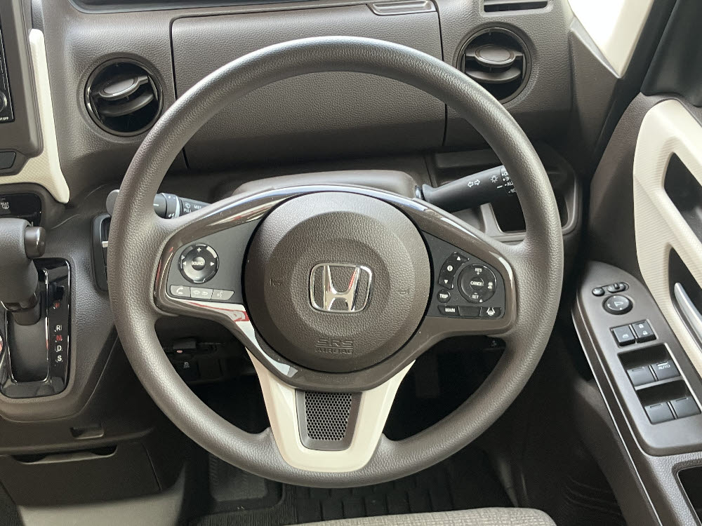 ホンダ　Ｎ ＢＯＸ　L11枚目