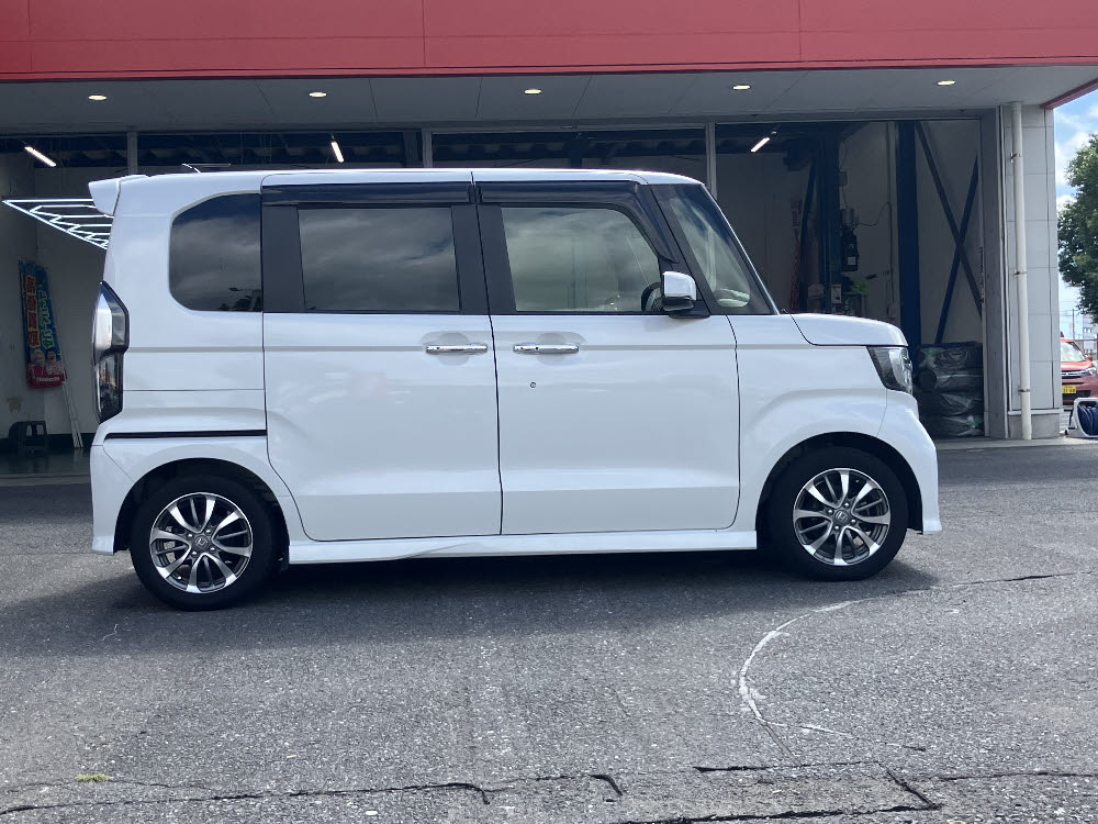 ホンダ　Ｎ ＢＯＸカスタム　EX3枚目
