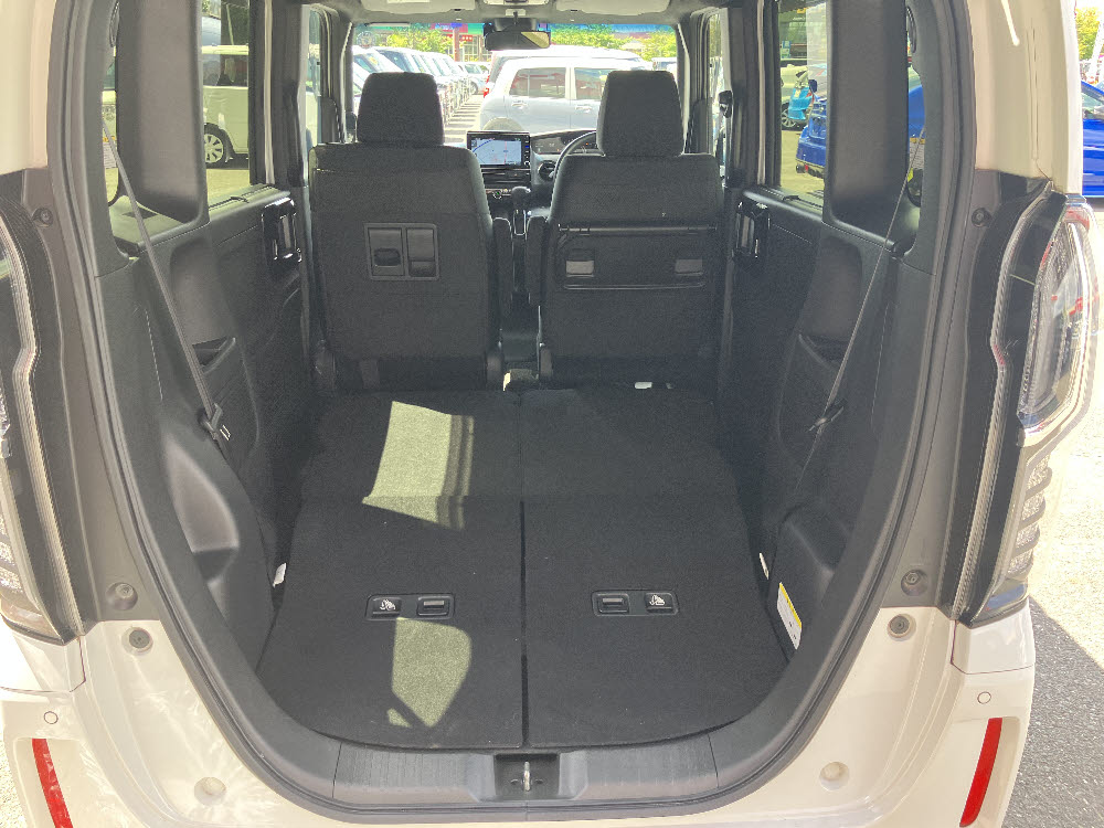 ホンダ　Ｎ ＢＯＸカスタム　EX8枚目